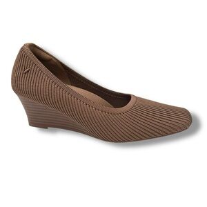 Vivaia Margot Wedge Pro Heels Women's 36.5/ 6 Brown Knit Comfort Square Pumps